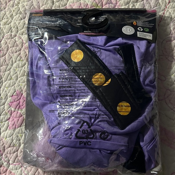 Monster High Clawdeen Wolf Costume with Purple and Orange - Picture 2 of 2